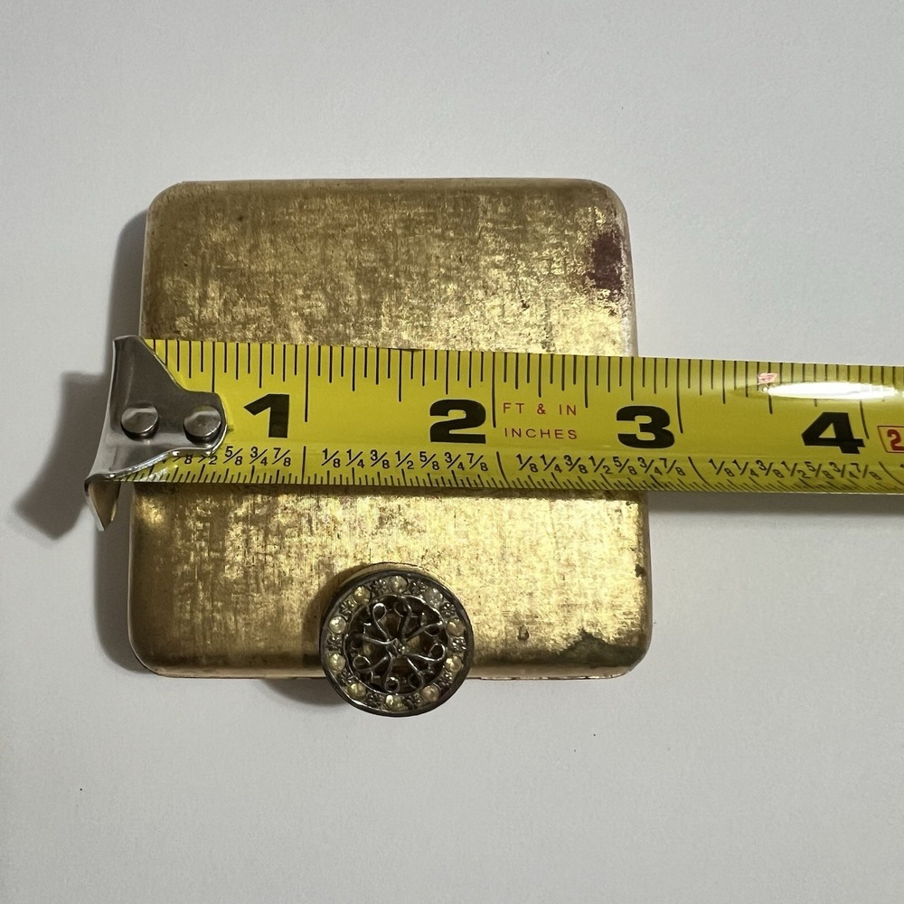 AVON Gold Tone w Floral Rhinestone Catch Latch Loose Powder Compact VINTAGE - Picture 15 of 15